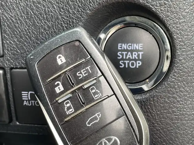 トヨタ アルファード S Cパッケージ 福岡県 2021(令3)年 4.1万km ラグジュアリーホワイトパールクリスタルシャインガラスフレーク モデリスタエアロ（F.S.R）/ツインムーンルーフ/純正ＤＡナビ/フルセグTV/AM/FM/BT//applecarplay/androidauto/バックカメラ/黒革シート/ＰＣＳ/両側パワースライドドア/パワーバックドア/クリアランスソナー/ハンドルヒーター/前席シートヒーター/前席エアシート/シートメモリー/前席パワーシート/レーダークルーズコントロール/社外デジタルインナーミラー/オットマン/ビルトインETC/電動パーキング/ブレーキホールド