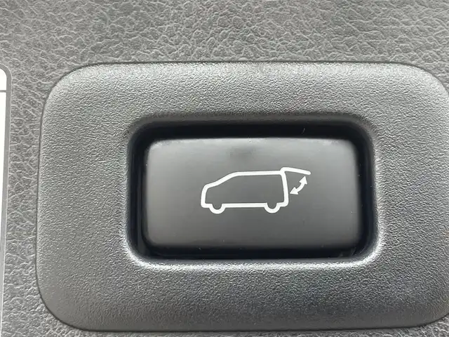 トヨタ アルファード S Cパッケージ 福岡県 2021(令3)年 4.1万km ラグジュアリーホワイトパールクリスタルシャインガラスフレーク モデリスタエアロ（F.S.R）/ツインムーンルーフ/純正ＤＡナビ/フルセグTV/AM/FM/BT//applecarplay/androidauto/バックカメラ/黒革シート/ＰＣＳ/両側パワースライドドア/パワーバックドア/クリアランスソナー/ハンドルヒーター/前席シートヒーター/前席エアシート/シートメモリー/前席パワーシート/レーダークルーズコントロール/社外デジタルインナーミラー/オットマン/ビルトインETC/電動パーキング/ブレーキホールド
