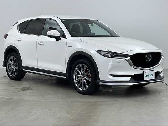 マツダ ＣＸ－５ XD 100周年特別記念車 道央・札幌 2020(令2)年 4万km スノーフレイクホワイトパールマイカ ・4WD/・全方位カメラ/・パワーバックドア/・純正ナビ(TV＆CD＆DVD＆BT)/・パワーバックドア/・BOSEサウンド/・i-ACTIVSENSE/・車線逸脱警報/・標識認識/・リヤ・クロス・トラフィックアラート/・レーダークルーズコントロール/・プリクラッシュセーフティ/・レザーシート/・パワーシート/・シートヒーター/・ベンチレーション/・ステアリングヒーター/・ヘッドアップディスプレイ/・純正エアロ＆フロント＆リア＆サイド/・社外レーダー/・社外ドライブレコーダー/・LEDヘッドライト/・オートライト/・LEDフォグ/・ドアミラーヒーター/・スマートキー/・スペアキー/・純正19インチアルミホイール/・TVキャンセラー