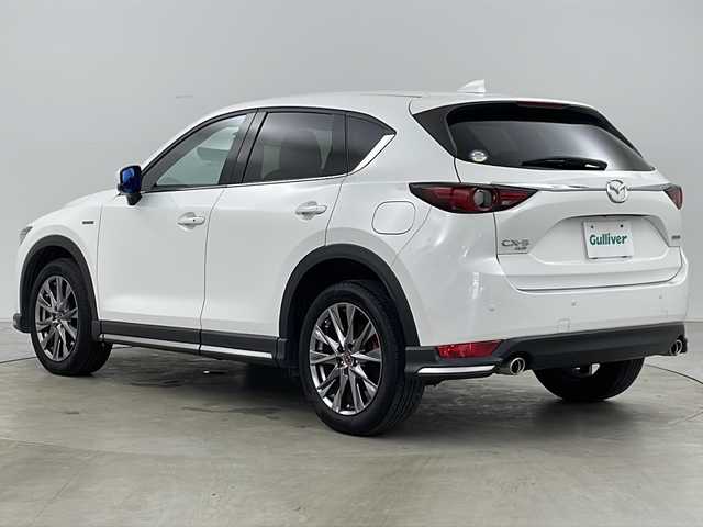 マツダ ＣＸ－５ XD 100周年特別記念車 道央・札幌 2020(令2)年 4万km スノーフレイクホワイトパールマイカ ・4WD/・全方位カメラ/・パワーバックドア/・純正ナビ(TV＆CD＆DVD＆BT)/・パワーバックドア/・BOSEサウンド/・i-ACTIVSENSE/・車線逸脱警報/・標識認識/・リヤ・クロス・トラフィックアラート/・レーダークルーズコントロール/・プリクラッシュセーフティ/・レザーシート/・パワーシート/・シートヒーター/・ベンチレーション/・ステアリングヒーター/・ヘッドアップディスプレイ/・純正エアロ＆フロント＆リア＆サイド/・社外レーダー/・社外ドライブレコーダー/・LEDヘッドライト/・オートライト/・LEDフォグ/・ドアミラーヒーター/・スマートキー/・スペアキー/・純正19インチアルミホイール/・TVキャンセラー