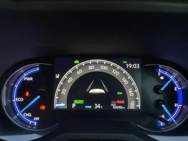 トヨタ ＲＡＶ４ ハイブリットG 三重県 2019(令1)年 4.4万km アティチュードブラックマイカ レーダークルーズコントロール/衝突軽減/レーンアシスト/純正ナビ(NSZT-Y68T)/バックカメラ/フルセグTV(走行中視聴可能)/Bluetooth/ブラックレザーシート/パワーシート/シートヒーター/ステアリングヒーター/ワイヤレス充電/前後ドライブレコーダー/純正フロアマット/ドアバイザー/純正18インチアルミホイール/LEDヘッドライト/オートライト/ルーフレール