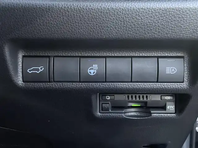 トヨタ ＲＡＶ４ ハイブリットG 三重県 2019(令1)年 4.4万km アティチュードブラックマイカ レーダークルーズコントロール/衝突軽減/レーンアシスト/純正ナビ(NSZT-Y68T)/バックカメラ/フルセグTV(走行中視聴可能)/Bluetooth/ブラックレザーシート/パワーシート/シートヒーター/ステアリングヒーター/ワイヤレス充電/前後ドライブレコーダー/純正フロアマット/ドアバイザー/純正18インチアルミホイール/LEDヘッドライト/オートライト/ルーフレール