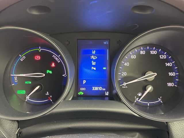 トヨタ Ｃ－ＨＲ G 岐阜県 2017(平29)年 3.4万km ホワイトパールクリスタルシャイン 社外ナビゲーション(AVIC-CW900)/CD DVD/SD/AM FM/USB/AUX/革巻きステアリング/ステアリングリモコン/LEDヘッドライト/オートライト/オートハイビーム/ハーフレザーシート/シートヒーター(D/N)席/ワイパーデアイサー/電動サイドブレーキ/オートホールド機能/トヨタセーフティセンス/レーンデパーチャーアラート（操舵支援あり）/ふらつき警報/プリクラッシュセーフティ/ブラインドスポットビューモニター/リアクロストラフィックアラート/横滑り防止装置