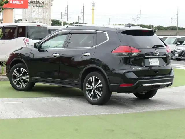 日産 エクストレイル 20Xi 千葉県 2019(平31)年 5.8万km ダイヤモンドブラック エマージェンシーブレーキ/プロパイロット/インテリジェントクルーズコントロール/パワーバックドア/カブロンシート/純正SDナビ/地デジTV/【BD/DVD/CD再生機能　Bluetooth接続】/アラウンドビューモニター/革巻きステアリング/ETC/LEDヘッドライト/フォグライト/ウインカーミラー/コーナーセンサー/純正18インチアルミホイル/インテリジェントキー