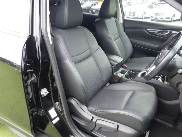 日産 エクストレイル 20Xi 千葉県 2019(平31)年 5.8万km ダイヤモンドブラック エマージェンシーブレーキ/プロパイロット/インテリジェントクルーズコントロール/パワーバックドア/カブロンシート/純正SDナビ/地デジTV/【BD/DVD/CD再生機能　Bluetooth接続】/アラウンドビューモニター/革巻きステアリング/ETC/LEDヘッドライト/フォグライト/ウインカーミラー/コーナーセンサー/純正18インチアルミホイル/インテリジェントキー
