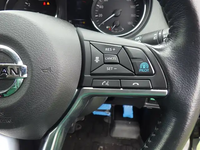 日産 エクストレイル 20Xi 千葉県 2019(平31)年 5.8万km ダイヤモンドブラック エマージェンシーブレーキ/プロパイロット/インテリジェントクルーズコントロール/パワーバックドア/カブロンシート/純正SDナビ/地デジTV/【BD/DVD/CD再生機能　Bluetooth接続】/アラウンドビューモニター/革巻きステアリング/ETC/LEDヘッドライト/フォグライト/ウインカーミラー/コーナーセンサー/純正18インチアルミホイル/インテリジェントキー