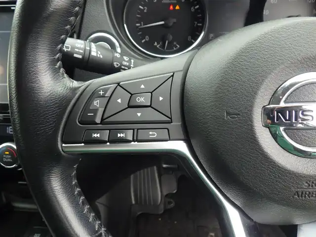 日産 エクストレイル 20Xi 千葉県 2019(平31)年 5.8万km ダイヤモンドブラック エマージェンシーブレーキ/プロパイロット/インテリジェントクルーズコントロール/パワーバックドア/カブロンシート/純正SDナビ/地デジTV/【BD/DVD/CD再生機能　Bluetooth接続】/アラウンドビューモニター/革巻きステアリング/ETC/LEDヘッドライト/フォグライト/ウインカーミラー/コーナーセンサー/純正18インチアルミホイル/インテリジェントキー