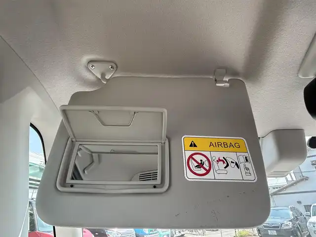 日産 デイズ ルークス ハイウェイスターターボ 愛知県 2015(平27)年 7.9万km ホワイトパール 社外SDナビ/　（Bluetooth、DVD/CD、FM/AM）/フルセグTV/両側パワースライドドア/純正フロアマット/アラウンドビュー/ドライブレコーダー前方/ドアバイザー/オートライト/LEDライト/純正15インチアルミホイール/ETC/アイドリングストップ