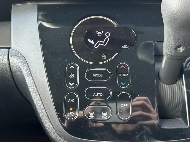 日産 デイズ ルークス ハイウェイスターターボ 栃木県 2015(平27)年 8万km ホワイトパール エマージェンシーブレーキ/純正SDナビ/・フルセグTV/・CD/DVD/BT/・SD/iPod/AUX/・AM.FM/アラウンドビューモニター/ETC/ドライブレコーダー/両側電動スライドドア/革巻きステアリング/ステアリングスイッチ/アイドリングストップ/スマートキー/プッシュスタート/HIDヘッドライト/フォグランプ/オートライト/純正15インチAW/純正フロアマット/純正ドアバイザー/横滑り防止システム/電動格納ウィンカーミラー