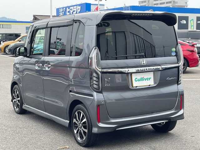 ホンダ Ｎ ＢＯＸ カスタム G L ホンダセンシング 長崎県 2020(令2)年 4.4万km シャイニンググレーM 純正メモリーナビ/CD/DVD/BT/USB/フルセグTV/バックカメラ/両側パワースライドドア/ホンダセンシング/レーンキープアシスト/レーダークルーズコントロール/前席シートヒーター/ステアリングスイッチ/LEDオートライト/コーナーセンサー前後/ドライブレコーダー/ビルトインETC