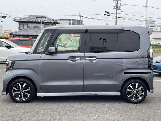 ホンダ Ｎ ＢＯＸ カスタム G L ホンダセンシング 長崎県 2020(令2)年 4.4万km シャイニンググレーM 純正メモリーナビ/CD/DVD/BT/USB/フルセグTV/バックカメラ/両側パワースライドドア/ホンダセンシング/レーンキープアシスト/レーダークルーズコントロール/前席シートヒーター/ステアリングスイッチ/LEDオートライト/コーナーセンサー前後/ドライブレコーダー/ビルトインETC