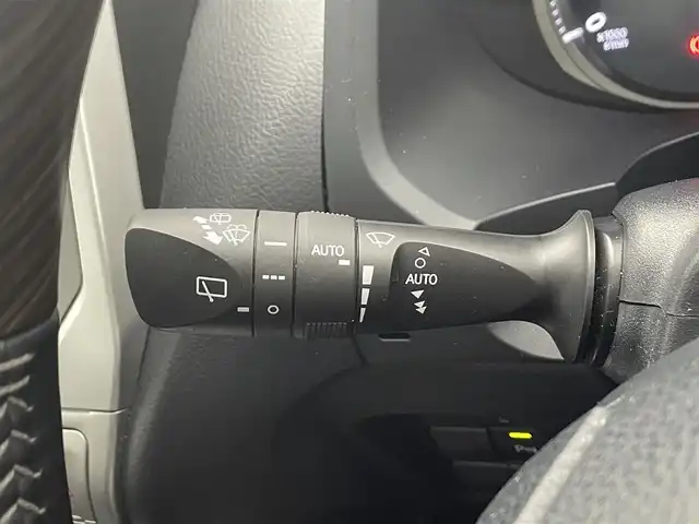 トヨタ ランドクルーザー プラド TX Lパッケージ 千葉県 2019(令1)年 6.3万km アティチュードブラックマイカ TRDエアロパーツ/社外メモリーナビ/フルセグTV/Bluetooth/CD/DVD/USB/バックカメラ/前方ドライブレコーダー/純正ビルトインETC/サンルーフ/レザーシート/電動格納サードシート/パワーシート/シートヒーター/シートクーラー/ルーフレール/追従クルーズコントロール/ダウンヒルアシストコントロール/社外サイドドアバイザー/フォグライト/LEDヘッドライト