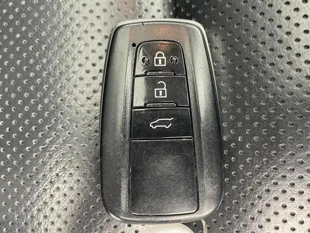 トヨタ ランドクルーザー プラド TX Lパッケージ 千葉県 2019(令1)年 6.3万km アティチュードブラックマイカ TRDエアロパーツ/社外メモリーナビ/フルセグTV/Bluetooth/CD/DVD/USB/バックカメラ/前方ドライブレコーダー/純正ビルトインETC/サンルーフ/レザーシート/電動格納サードシート/パワーシート/シートヒーター/シートクーラー/ルーフレール/追従クルーズコントロール/ダウンヒルアシストコントロール/社外サイドドアバイザー/フォグライト/LEDヘッドライト
