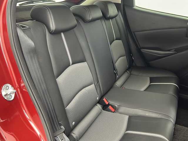 マツダ デミオ XD ブラックレザーリミテッド 大阪府 2016(平28)年 3.4万km ソウルレッドプレミアムメタリック 純正ナビ/・フルセグTV/・Bluetooth/・CD/DVD/ヘッドアップディスプレイ/クルーズコントロール/衝突軽減システム/バックカメラ/純正16インチアルミホイール/パドルシフト/ステアリンんぐスイッチ/ハーフレザーシート/シートヒーター