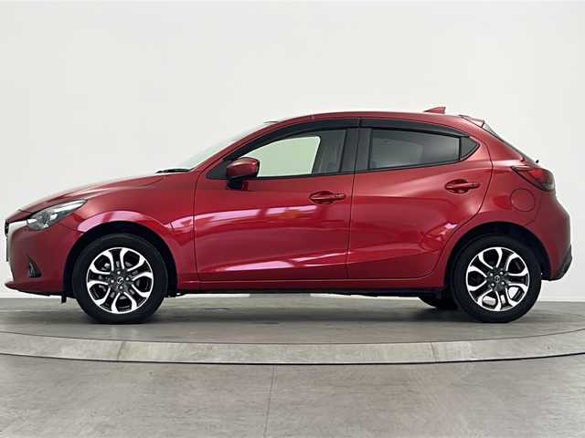 マツダ デミオ XD ブラックレザーリミテッド 大阪府 2016(平28)年 3.4万km ソウルレッドプレミアムメタリック 純正ナビ/・フルセグTV/・Bluetooth/・CD/DVD/ヘッドアップディスプレイ/クルーズコントロール/衝突軽減システム/バックカメラ/純正16インチアルミホイール/パドルシフト/ステアリンんぐスイッチ/ハーフレザーシート/シートヒーター