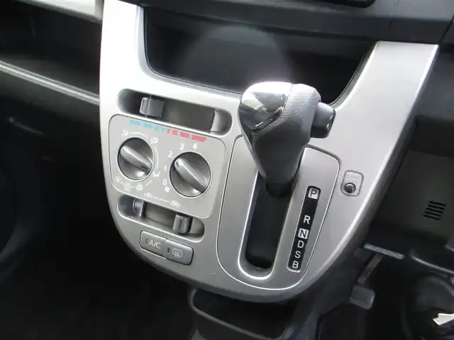 ダイハツ ムーヴ L VSスマートセレクション SA 千葉県 2014(平26)年 6.3万km ライトローズマイカメタリック 純正SDナビ・フルセグTV/バックカメラ/純正オーディオ【DVD/BT/SD/USB/CD/AUX/ラジオ】/スマートアシスト/プッシュスタート/スマートキー/オートライト/アイドリングストップ/電動格納ミラー/純正フロアマット/ドアバイザー/取扱説明書/ナビ取扱説明書/整備記録簿【H29・R1・3・5】