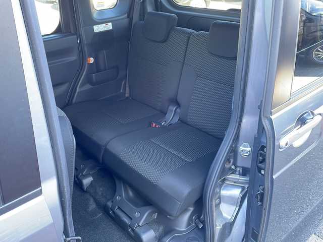 トヨタ ピクシスメガ L 福島県 2015(平27)年 6.1万km タングステングレーM 4WD 純正ナビ ワンセグTV Bluetooth 左側パワースライドドア シートヒーター オートライト HIDライト 横滑り防止 社外アルミホイール スマートキー フロアマット