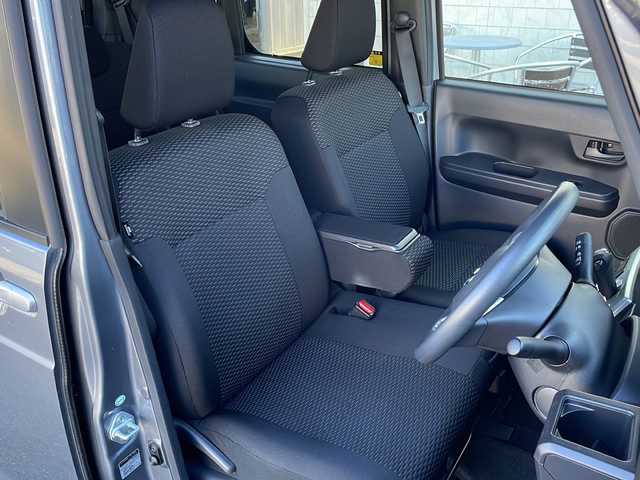 トヨタ ピクシスメガ L 福島県 2015(平27)年 6.1万km タングステングレーM 4WD 純正ナビ ワンセグTV Bluetooth 左側パワースライドドア シートヒーター オートライト HIDライト 横滑り防止 社外アルミホイール スマートキー フロアマット