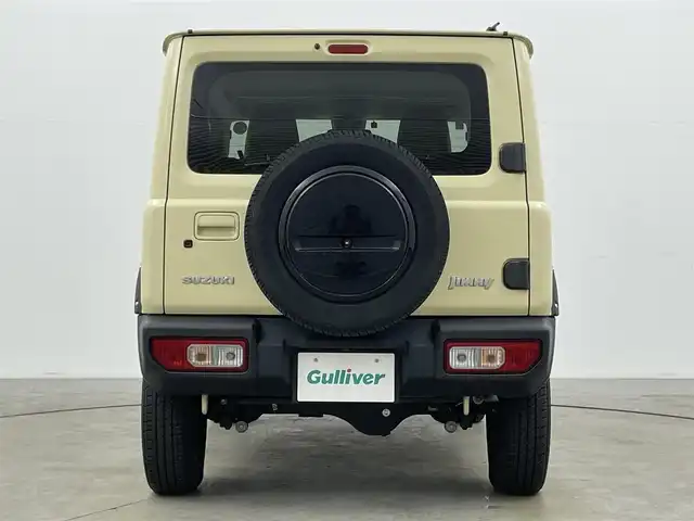 スズキ ジムニー XL 岡山県 2019(平31)年 4.9万km シフォンアイボリーM 純正8インチナビ（CN-RZ843）/・FM/AM/Bluetooth/フルセグ/CD/DVD/バックカメラ/シートヒーター/ETC/社外フロントグリル/スズキセーフティーサポート/・衝突軽減ブレーキ/・車線逸脱警報/・オートハイビーム/オートライト/・フォグライト/オートエアコン/純正フロアマット/背面タイヤ/スマートキー