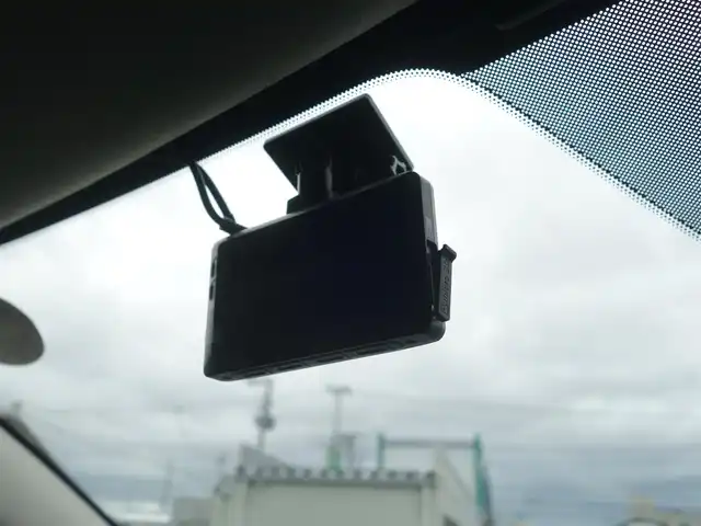 マツダ ＣＸ－３０ XD Lパッケージ 山形県 2020(令2)年 7万km スノーフレイクホワイトパールマイカ 4WD/軽油/衝突被害軽減システム/BOSEサウンド/純正メモリナビ/　　【CD DVD BT フルセグ USB AUX】/全周囲カメラ/電動リアゲート/レーダークルーズコントロール/LEDオートヘッドライト/レザーシート/パワーシート/シートヒーター/純正18インチアルミホイール/コーナーセンサー/アイドリングストップ/ステアリングスイッチ/パドルシフト/ターボ/電動格納ウィンカーミラー/スマートキー×2/ETC