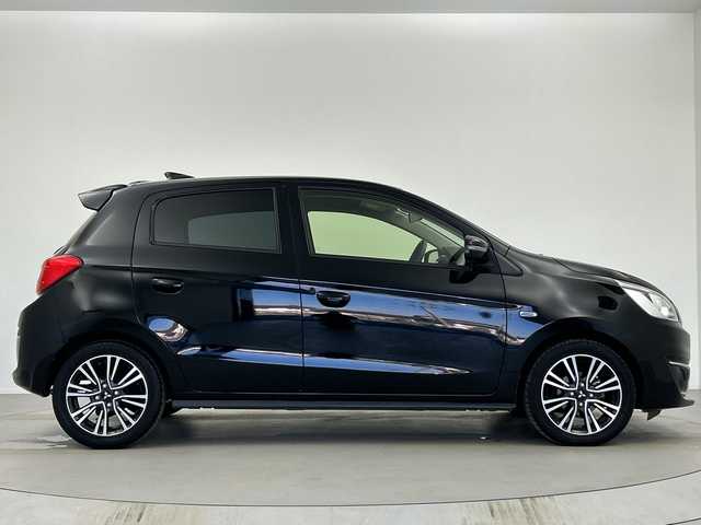 三菱 ミラージュ G 奈良県 2019(令1)年 2.5万km ピレネーブラック 社外7インチメモリナビ/フルセグTV/Bluetoothオーディオ/DVD再生可能/バックカメラ/衝突軽減ブレーキ/横滑り防止装置/スマートキー/プッシュスタート/ドラレコ/オートリトラミラー/アイドリングストップ/純正キセノンライト/ウインカーミラー/純正15インチアルミホイル/リアスポイラー