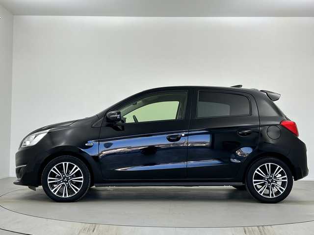 三菱 ミラージュ G 奈良県 2019(令1)年 2.5万km ピレネーブラック 社外7インチメモリナビ/フルセグTV/Bluetoothオーディオ/DVD再生可能/バックカメラ/衝突軽減ブレーキ/横滑り防止装置/スマートキー/プッシュスタート/ドラレコ/オートリトラミラー/アイドリングストップ/純正キセノンライト/ウインカーミラー/純正15インチアルミホイル/リアスポイラー