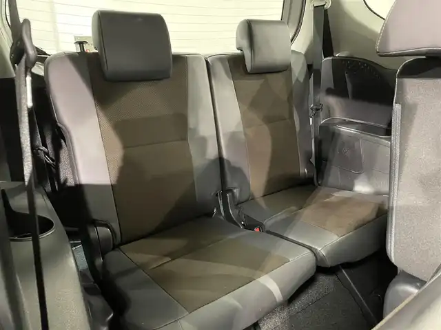 トヨタ シエンタ ハイブリッド G クエロ 愛知県 2022(令4)年 2.2万km アバンギャルドブロンズメタリック 純正ナビ/衝突軽減ブレーキ/両側電動スライドドア/パノラミックビューモニター/ビルトインETC/シートヒーター/LEDヘッドライト/クルーズコントロール/ドライブレコーダー/ステアリングヒーター/フルセグTV/Bluetooth/コーナーセンサー/レーンキープアシスト/オートハイビーム/プッシュスタート/スマートキー/スペアキー/CD/DVD再生/ミュージックサーバー/純正フロアマット/オートライト/禁煙車/ハーフレザーシート/ウィンカーミラー/電動格納ミラー/フォグランプ/ステアリングリモコン/オートエアコン/横滑り防止装置/パーキングサポートブレーキ/先行車発進