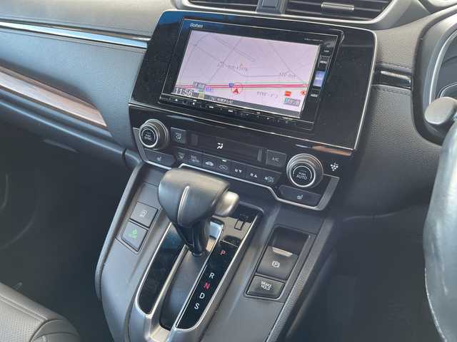 ホンダ ＣＲ－Ｖ EX・マスターピース 三重県 2019(平31)年 6.6万km プラチナホワイトパール 登録時65589km/ワンオーナー/禁煙車/純正ナビ/・フルセグ・Ｂｌｕｅｔｏｏｔｈ・CD/DVD・AM/FM/レーダークルーズコントロール/サンルーフ/ルーフレール/黒本革シート/衝突軽減ブレーキ/レーンキープアシスト/ＢＳＭ/シートヒーター/パドルシフト/パワーバックドア/メモリー機能付きパワーシート/シートヒーター/プッシュスタート/スマートキー/スペアキー