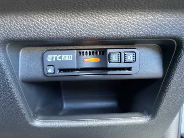 ホンダ ＣＲ－Ｖ EX・マスターピース 三重県 2019(平31)年 6.6万km プラチナホワイトパール 登録時65589km/ワンオーナー/禁煙車/純正ナビ/・フルセグ・Ｂｌｕｅｔｏｏｔｈ・CD/DVD・AM/FM/レーダークルーズコントロール/サンルーフ/ルーフレール/黒本革シート/衝突軽減ブレーキ/レーンキープアシスト/ＢＳＭ/シートヒーター/パドルシフト/パワーバックドア/メモリー機能付きパワーシート/シートヒーター/プッシュスタート/スマートキー/スペアキー