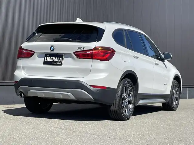ＢＭＷ Ｘ１ xDrive 18d xライン 道東・釧路十勝 2018(平30)年 6.2万km ミネラルホワイト ４WD/純正HDDナビ/ CD/DVD/BT/USB/リアビューモニター/ミラーETC/衝突軽減ブレーキ/レーンディパーチャーアラート/クルーズコントロール/パークディスタンスコントロール/ヒルアシストコントロール/レザーシート/フロントシートヒーティング/電動フロントシート/電動テールゲート/純正18インチAW/純正フロアマット/スペアキー/取扱説明書/保証書