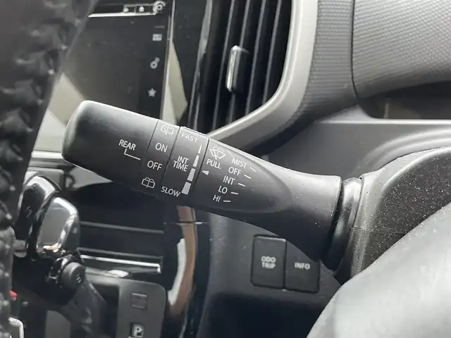 スズキ ソリオ バンディット HV MV Dカメラ ブレーキS 滋賀県 2016(平28)年 6.7万km ピュアホワイトP 禁煙車/純正ナビ（ＣＤ／ＤＶＤ／Ｂｌｕｅｔｏｏｔｈ／フルセグ）/クルーズコントロール/全方位カメラ/シートヒーター/衝突軽減ブレーキ/両側パワスラ/純正アルミホイール/フロアマット/ドアバイザー/ＥＴＣ/ステアリングスイッチ/アイドリングストップ/プッシュスタート/スマートキー
