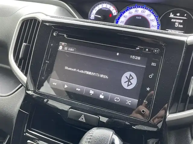 スズキ ソリオ バンディット HV MV Dカメラ ブレーキS 滋賀県 2016(平28)年 6.7万km ピュアホワイトP 禁煙車/純正ナビ（ＣＤ／ＤＶＤ／Ｂｌｕｅｔｏｏｔｈ／フルセグ）/クルーズコントロール/全方位カメラ/シートヒーター/衝突軽減ブレーキ/両側パワスラ/純正アルミホイール/フロアマット/ドアバイザー/ＥＴＣ/ステアリングスイッチ/アイドリングストップ/プッシュスタート/スマートキー