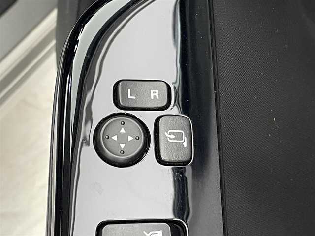スズキ アルト ワークス 群馬県 2019(平31)年 3.7万km スチールシルバーM carrozzeria7インチディスプレイオーディオ/・AM/FM/CD/DVD/USB/Bluetooth/・AppleCarPlay/AndroidAuto/バックカメラ/HKSマフラー/HKSスーパーパワーフロー/KYBサスペンション/タワーバー/RECAROシート/ETC/純正15インチアルミホイール/プッシュスタート/スマートキー