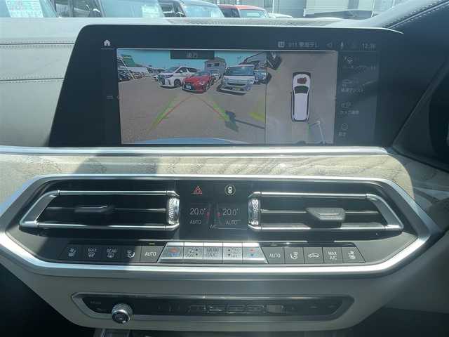 ＢＭＷ Ｘ７ xDrive35d デザインピュアエクセレンス 愛知県 2020(令2)年 2.6万km 白 スカイラウンジパノラマサンルーフ/純正メーカーナビ/フルセグTV/BT/全方位カメラ/ハーマンカードン/ETC/純正21インチAW/インテリジェントセーフティ/レーダークルーズコントロール/クリアランスソナー/オートライト/ハイビームアシスタント/アクティブプロテクション/渋滞アシスタント/ドライビングアシスタントプロフェッショナル/パークアシストシステムプラス/BSM/HUD/白革シート/F/Rシートヒーター /前席エアシート/前席マッサージ機能/サーマルコンフォートパッケージ/純正フロアマット