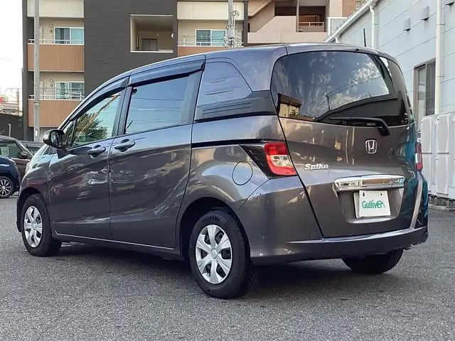 ホンダ フリード スパイク G ジャストセレクション 大阪府 2013(平25)年 13.1万km モダンスティールM ワンオーナー/社外SDナビ・フルセグTV・/　　ＣＤ・DVD・Bluetooth/両側パワースライドドア/ＨＩＤオートヘッドライト/スマートキー2個/バックカメラ/スカイルーフ/ビルトインＥＴＣ/ステアリングスイッチ/ヒルスタートアシスト/電動格納ウインカーミラー