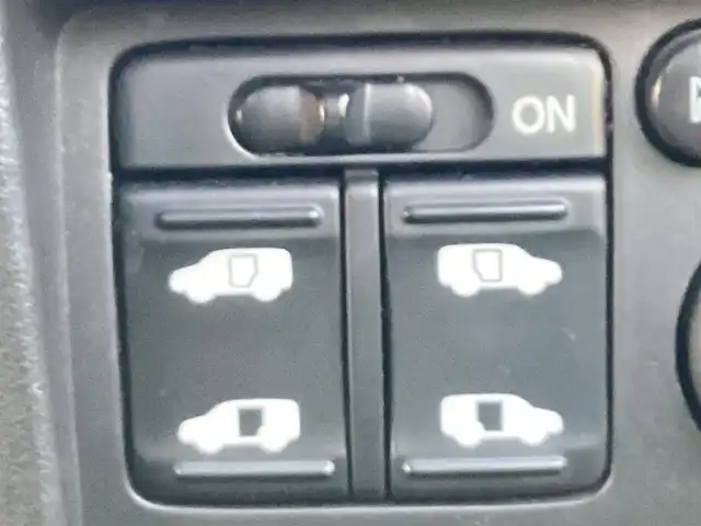 ホンダ フリード スパイク G ジャストセレクション 大阪府 2013(平25)年 13.1万km モダンスティールM ワンオーナー/社外SDナビ・フルセグTV・/　　ＣＤ・DVD・Bluetooth/両側パワースライドドア/ＨＩＤオートヘッドライト/スマートキー2個/バックカメラ/スカイルーフ/ビルトインＥＴＣ/ステアリングスイッチ/ヒルスタートアシスト/電動格納ウインカーミラー