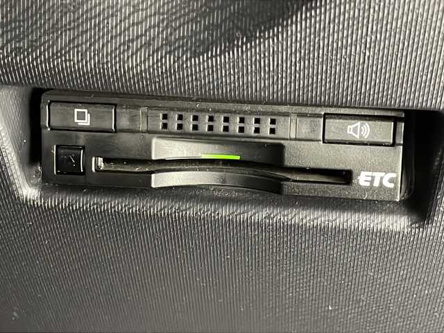 トヨタ アクア S 千葉県 2015(平27)年 5.8万km ブラックマイカ 純正ナビ/フルセグ Bluetooth CD/ＥＴＣ/純正フロアマット/ドアバイザー/オートライト/電格ウィンカーミラー/ハロゲンヘッドライト/プッシュスタート/スマートキー