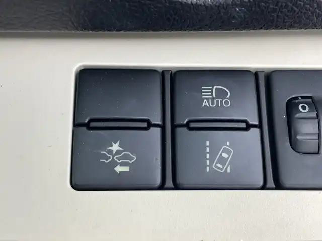 トヨタ シエンタ G 群馬県 2017(平29)年 1.9万km コバルトブルーメタリック 社外オーディオ　衝突被害軽減ブレーキ　レーンアシスト　シートヒーター　ビルトインＥＴＣ　スマートキー　両側電動スライドドア　アイドリングストップ　オートマチックハイビーム　純正フロアマット　ハロゲン