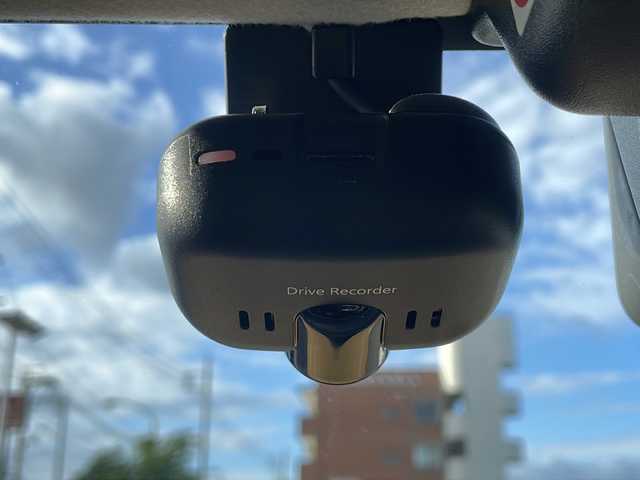 スズキ ハスラー G 石川県 2019(令1)年 7.1万km アクティブイエロー/ホワイト2トーンルーフ ワンオーナー/純正７型SDナビゲーション/【AM/FM・CD/DVD・Bluetooth】/・フルセグTV/・バックカメラ/ビルドインETC/前方ドライブレコーダ―/前席シートヒーター/アイドリングストップ/横滑り防止装置/レーンキープアシスト/衝突被害軽減ブレーキ/純正フロアマット/Wエアバック/スペアキー×１本