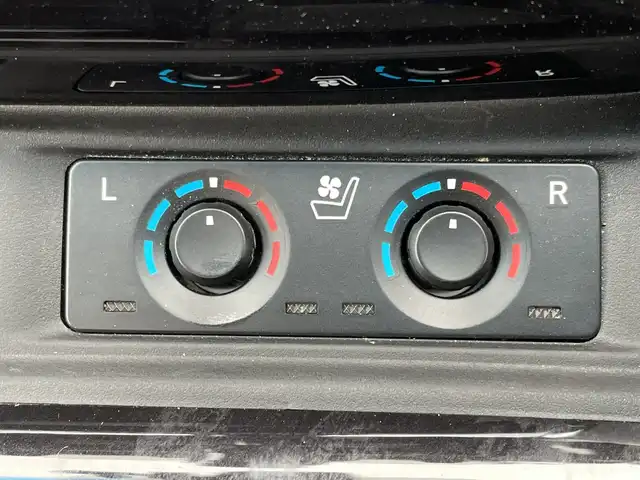 トヨタ アルファード S Cパッケージ 神奈川県 2020(令2)年 7万km ホワイトパールクリスタルシャイン ・純正９．２インチナビ　/・モデリスタエアロ　/・ツインムーンルーフ　/・全周囲モニター　/・ＪＢＬ　/・両側パワスラ　/・シートヒーター　/・シートベンチレーション　/・３眼ＬＥＤヘッドランプ　/・フォグランプ/・インテリジェントパーキングアシスト/・Blu-ray　DVD　CD/・フルセグTV/・トヨタセーフティーセンス/・デジタルインナーミラー/・２列目パワーリクライニング　パワーオットマン/・スペアタイヤ/・ドライブレコーダー前後/・