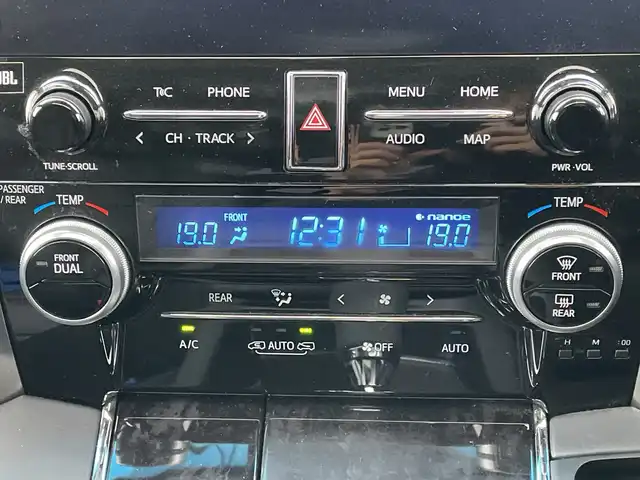 トヨタ アルファード S Cパッケージ 神奈川県 2020(令2)年 7万km ホワイトパールクリスタルシャイン ・純正９．２インチナビ　/・モデリスタエアロ　/・ツインムーンルーフ　/・全周囲モニター　/・ＪＢＬ　/・両側パワスラ　/・シートヒーター　/・シートベンチレーション　/・３眼ＬＥＤヘッドランプ　/・フォグランプ/・インテリジェントパーキングアシスト/・Blu-ray　DVD　CD/・フルセグTV/・トヨタセーフティーセンス/・デジタルインナーミラー/・２列目パワーリクライニング　パワーオットマン/・スペアタイヤ/・ドライブレコーダー前後/・