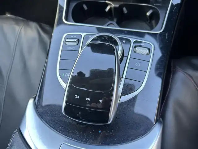 メルセデス・ベンツ Ｃ１８０ アバンギャルド 大阪府 2015(平27)年 8.8万km オブシディアンブラック レーダーセーフティP/純正ナビ/TV/バックカメラ/ACC/ブラインドスポット/純正18インチAW/LEDヘッドライト/クリアランスソナー/ハーフ革/Dメモリ付きパワーシート/シートヒーター/パドルシフト/ETC/ドラレコ