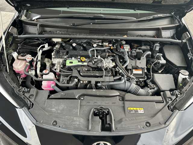 トヨタ プリウス Z 京都府 2023(令5)年 1万km アティチュードブラックマイカ 純正12.3インチディスプレイナビ/フルセグテレビ/アラウンドビューモニター/Miracast/ワイヤレス充電/Bluetooth/デジタルインナーミラー/メモリーパワーシート/シートヒーター＆ベンチレーション/ステアリングヒーター/トヨタセーフティーセンス/アドバンスドパーク/ブラインドスポットモニター/クリアランスソナー/プリクラシュセーフティー/リヤクロストラフィックアラート/ロードサインアシスト/レーダークルーズコントロール/プロアクティブドライビングアシスト/ワンオーナー/禁煙車/ビルトインETC2.0/ウィンカーミラー/電動格納ミラー