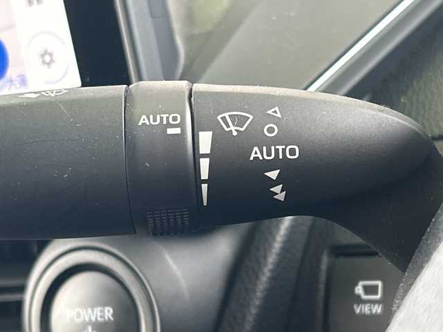 トヨタ プリウス Z 京都府 2023(令5)年 1万km アティチュードブラックマイカ 純正12.3インチディスプレイナビ/フルセグテレビ/アラウンドビューモニター/Miracast/ワイヤレス充電/Bluetooth/デジタルインナーミラー/メモリーパワーシート/シートヒーター＆ベンチレーション/ステアリングヒーター/トヨタセーフティーセンス/アドバンスドパーク/ブラインドスポットモニター/クリアランスソナー/プリクラシュセーフティー/リヤクロストラフィックアラート/ロードサインアシスト/レーダークルーズコントロール/プロアクティブドライビングアシスト/ワンオーナー/禁煙車/ビルトインETC2.0/ウィンカーミラー/電動格納ミラー