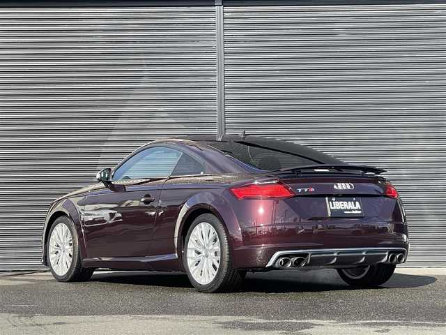 アウディ ＴＴＳクーペ ベースグレード 山梨県 2017(平29)年 1.2万km シラーズレッドメタリック Ａｕｄｉ　Ｅｘｃｌｕｓｉｖｅカラー　/Ｂ＆Ｏ　/灰革　/マトリクスＬＥＤ　/コンフォートＡ　/Ｐシート　/シートＨ　/デジタルメーター　/ＢＴ　/フルセグ　/Ｂカメラ　/クルコン　/Ａハイビーム　/スペアキー　/保証書