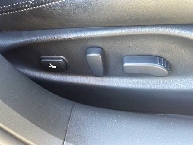 日産 フーガ 250GT 道東・釧路十勝 2012(平24)年 7.5万km ガーネットブラック 純正HDDナビ/　(AM/FM/CD/AUX)/フルセグTV/バックカメラ/ハーフレザーシート/純正前後ドライブレコーダー/クルーズコントロール/前席パワーシート/メモリシート/横滑り防止装置/助手席オットマン/前後コーナーセンサー/革巻きステアリング/ステアリングスイッチ/LEDヘッドライト/スペアキー