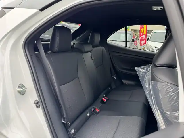 トヨタ ヤリスクロス ハイブリッド Z 滋賀県 2025(令7)年 0.1千km ブラックマイカ/プラチナホワイトパールマイカ ワンオーナー/純正ディスプレイオーディオ コネクティッドナビ＋/　Bluetooth FM AM Miracast/パノラミックビューモニター/パワーバックドア/トヨタチームメイト/ブラインドスポットモニター/6スピーカー/ETC2.0/Toyota Safety Sense/プリクラッシュセーフティー/レーントレーシングアシスト/レーンディパーチャーアラート/レーダークルーズコントロール/オートマチックハイビーム/パーキングサポートブレーキ/ステアリングヒーター/スマートキー×2/プッシュスタート/純正18インチアルミ/
