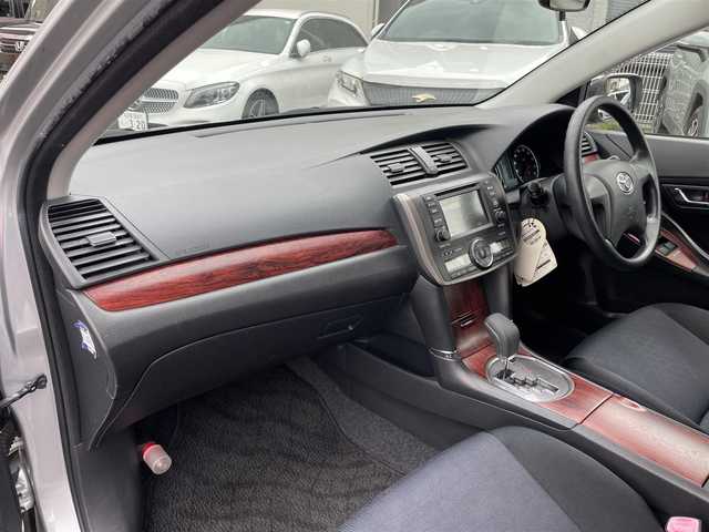 トヨタ アリオン A15 Gパッケージ 愛知県 2007(平19)年 9.3万km シルバーM /禁煙車//バックカメラ/ETC//ハロゲンヘッドライト//オートライト//UVカットガラス//ラグジュアリーファブリックシート//木目調インパネ//イルミネーテッドエントリーシステム//プッシュスタート//電動格納ミラーウインカー//純正フロアマット//純正ドアバイザー//イモビライザー//取扱説明書//新車保証書//スペアキー