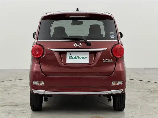 ダイハツ キャスト スタイル G SAⅡ 福岡県 2017(平29)年 5.9万km ファイアークォーツレッドM 純正ディスプレイオーディオ　/バックカメラ　/スマートアシストII　/コーナーセンサー　/衝突軽減ブレーキ　/横滑り防止装置　/アイドリングストップ　/プッシュスタート　/電動格納ドアミラー　/純正１５インチＡＷ　/ＬＥＤ