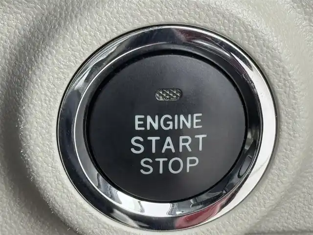 ダイハツ キャスト スタイル G SAⅡ 福岡県 2017(平29)年 5.9万km ファイアークォーツレッドM 純正ディスプレイオーディオ　/バックカメラ　/スマートアシストII　/コーナーセンサー　/衝突軽減ブレーキ　/横滑り防止装置　/アイドリングストップ　/プッシュスタート　/電動格納ドアミラー　/純正１５インチＡＷ　/ＬＥＤ